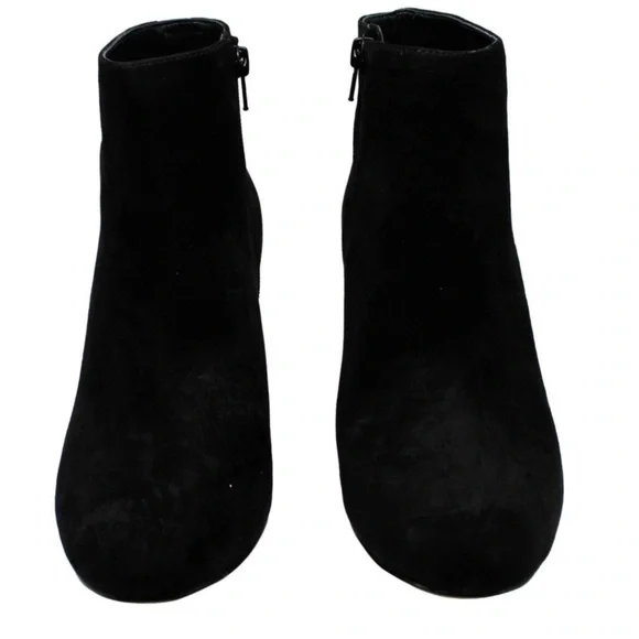 Your basic black, suede, smaller heeled bootie but NOT! - Picture 5 of 7